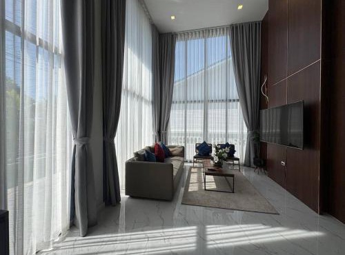 3BR Private Pool Villa in Pattaya 6 Guests in North Pattaya