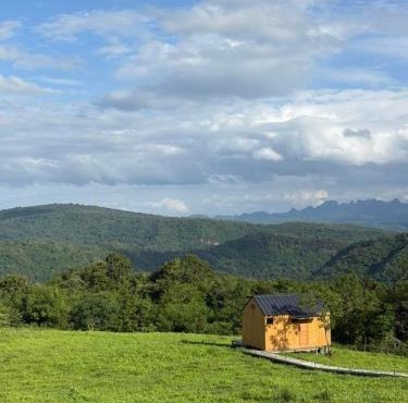 Hillbilly Farm in Nam Nao