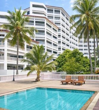 Rare 177sqm Beachfront Residence Resort Facilities in Sathani Huai Sai Tai
