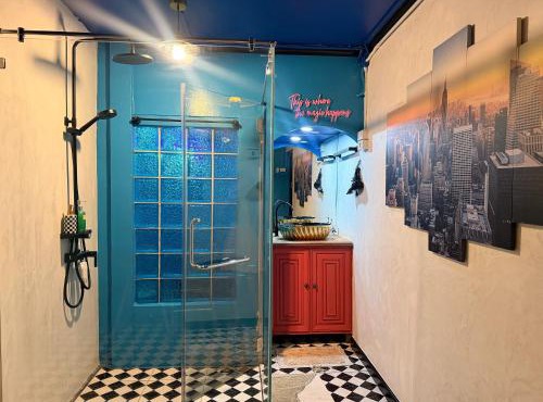 The Oasis on 8 Cozy Homestay & Café in Bangkok