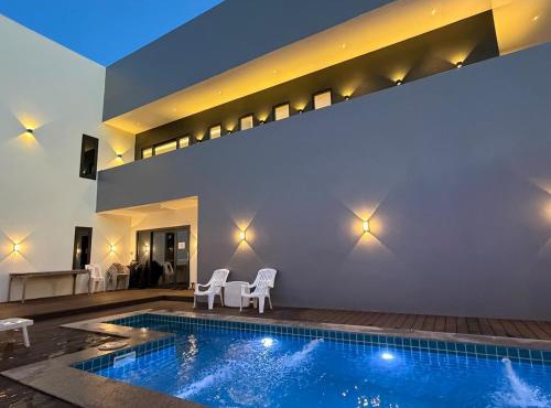 LaViena pool villa in Vientiane
