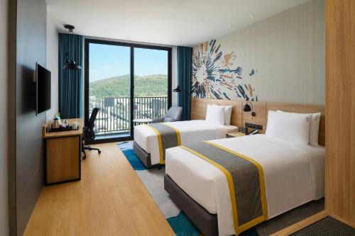 Holiday Inn & Suites Siracha Laemchabang by IHG