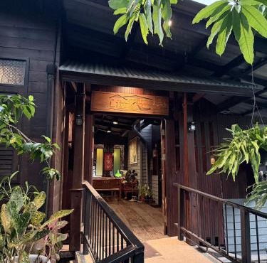 Little bangkoknoi by masmee