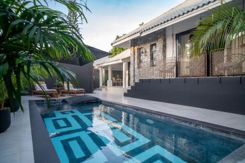 Villa Dusk- Peaceful Villa by SP Villa Management