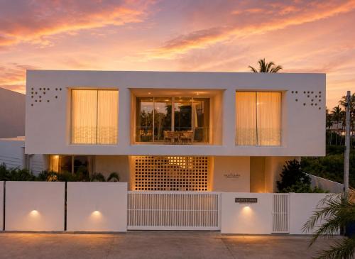 The Palm Reserve Luxury Beach Villa Thailand in Ban Nong Ban Kao