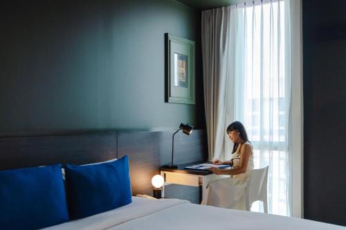 Blue Hippo & Red Crocodile Hotel in Bangna