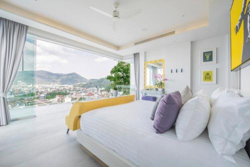 Villa Enjoy - Modern Luxury in Patong in Patong Beach