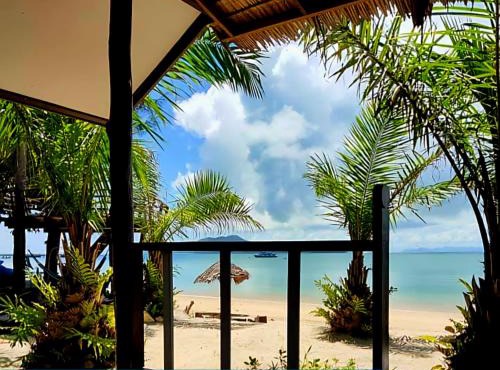 Sabai Sabai Beach Bungalows in Ko Phayam