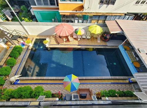 Ora House