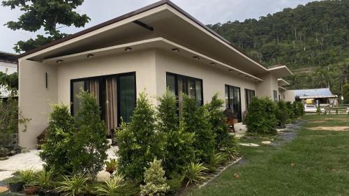 Tienhom Villa at kohlanta in Ban Ai Dao