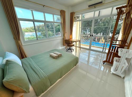 Coastal Nomad Ocean View Stay - 1 or 2 Rooms in Ban Pak Khlong Phe