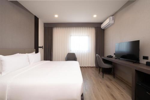 SureStay Plus by Best Western Ramkhamhaeng Airport Rail Link Bangkok
