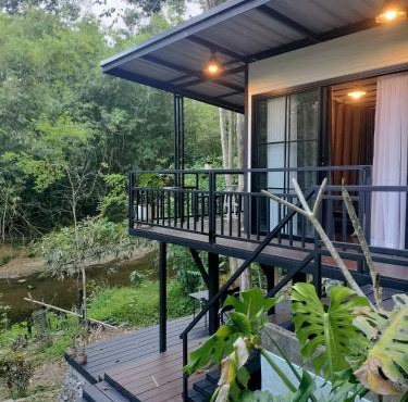 Ingphai Homestay in Suratthani