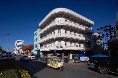GinGin Hotel, Trang Old Town in Trang
