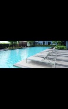 Quiet Retreat Near Airport & City Access in Ban Khlong Si
