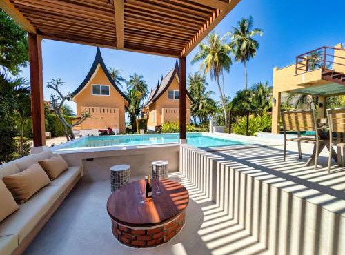 Sunrise Beach Villa in Ko Chang