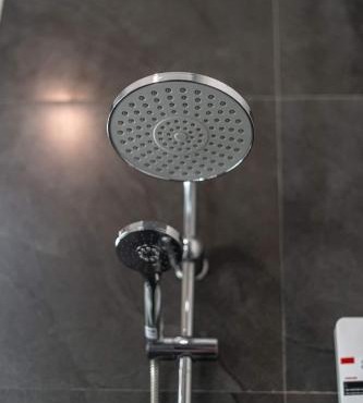 COMFORTABLE RENOVATED 2BR TownHouse5 MonkeyHill in Ban Sam Kong