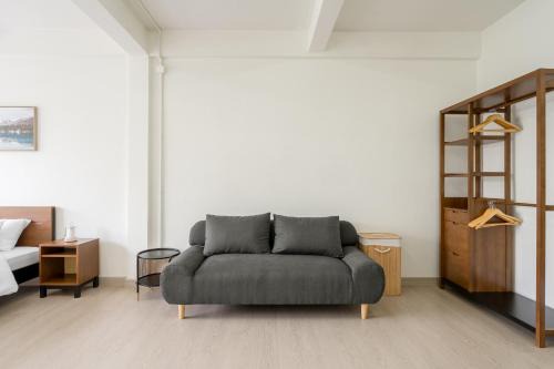 Glow House Sukhumvit 54, Spacious Modern Rooms near BTS On Nut