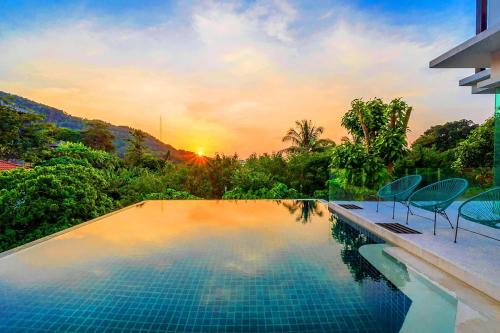 Villa Beverly Private Infinity Pool with Seaview near Kata Beach in Phuket