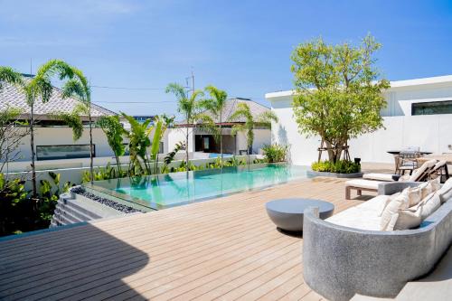 Amber Étoile Kata Luxury Pool Villas by Astra in Kata Beach