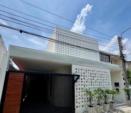 BaanChan House and Studio at Ramkhamhaeng