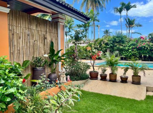 Villa Coconut Khaolak in Khao Lak