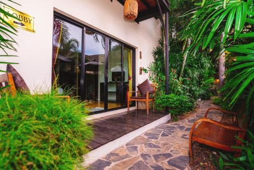 Pa Prai Villas and Suites Resort in Pran Buri