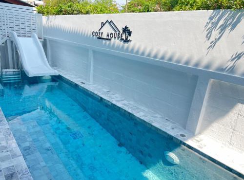 4 Bedroom Pool Villa, Cozy House, Wonnapha Beach, Bangsaen in Pattaya