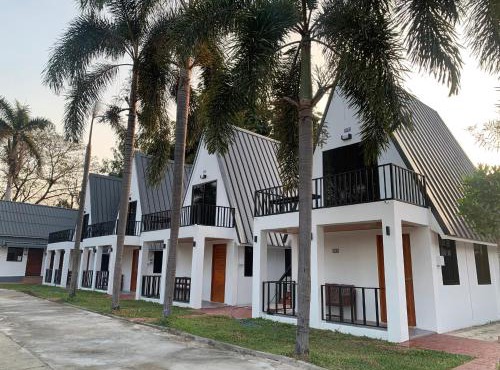 RainBow House Resort