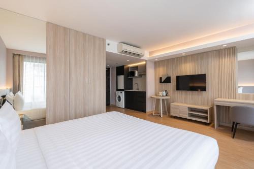 Aster Hotel and Residence by At Mind