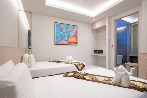 Gold Chariot Pool Villa, Phuket - SHA Plus Certified in Bang Tao Beach