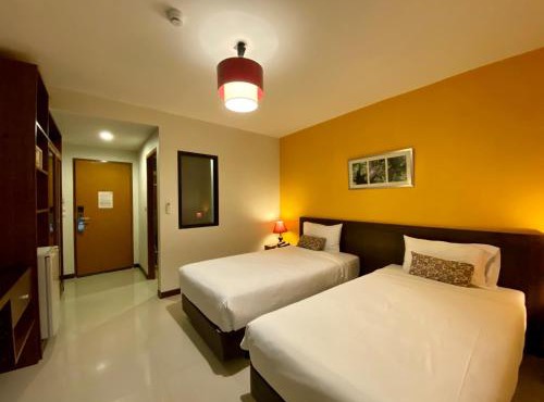 WE Valley Hotel