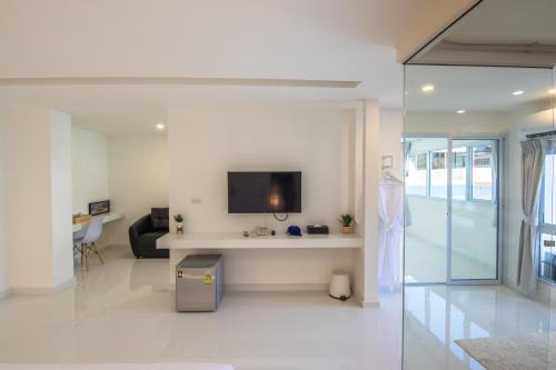 Thewhitehotel BY Charoensri - SHA Extra Plus in Udon Thani