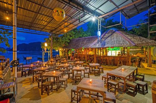 Phi Phi Andaman Legacy Resort in Ko Phi Phi
