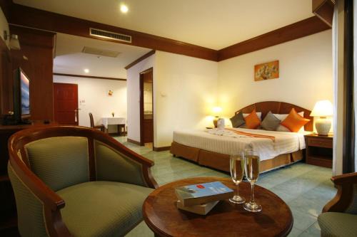 Jiraporn Hill Resort in Phuket