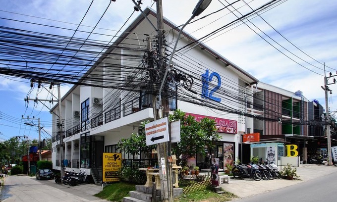 Chalong Hotel | Ocean12 Chic Hotel